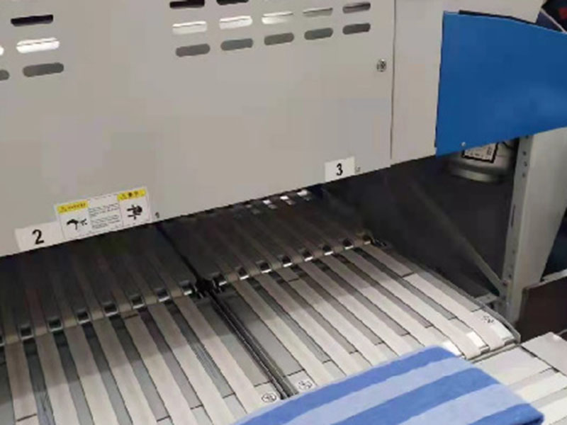 岳池巾类折叠机-01